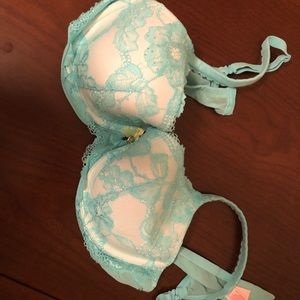 VS 38B floral push up Body By Victoria